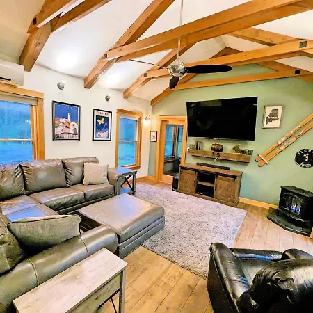 Waterfront 8 Acres Privacy And 5 Min To Ll Bean! Villa